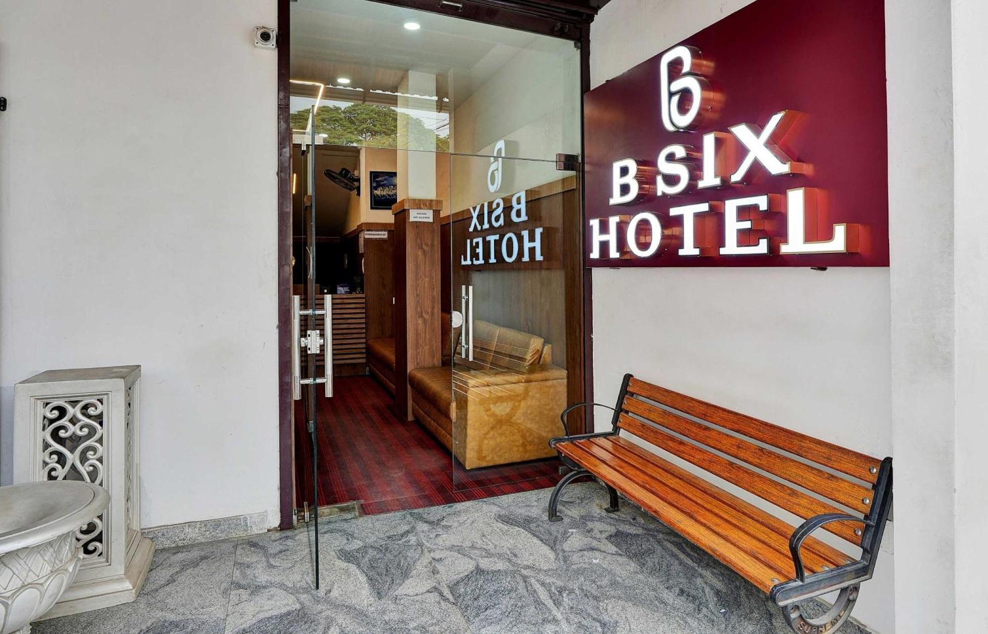 B Six Hotel Bangalore Exterior photo